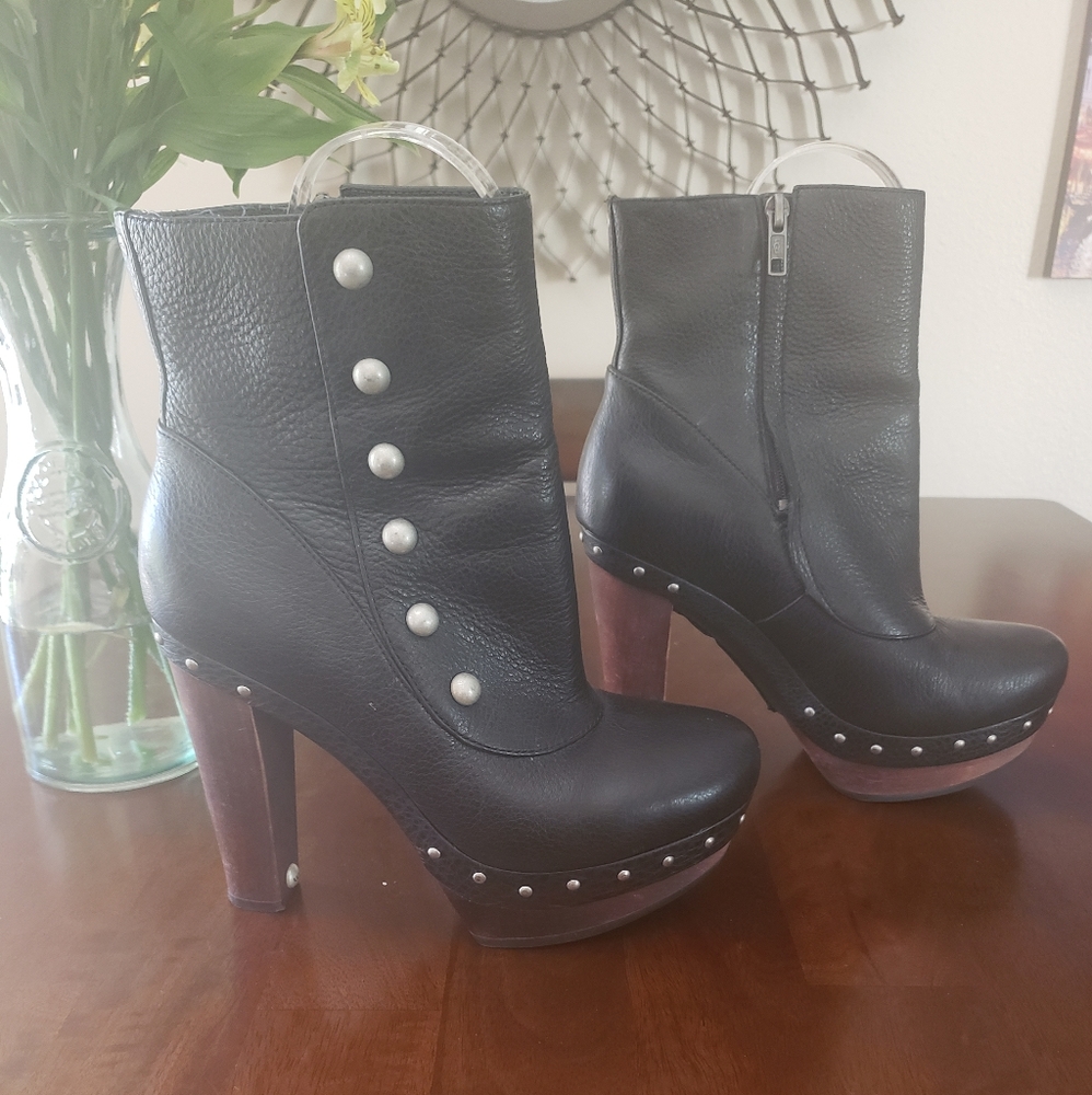 UGG Platform Boots